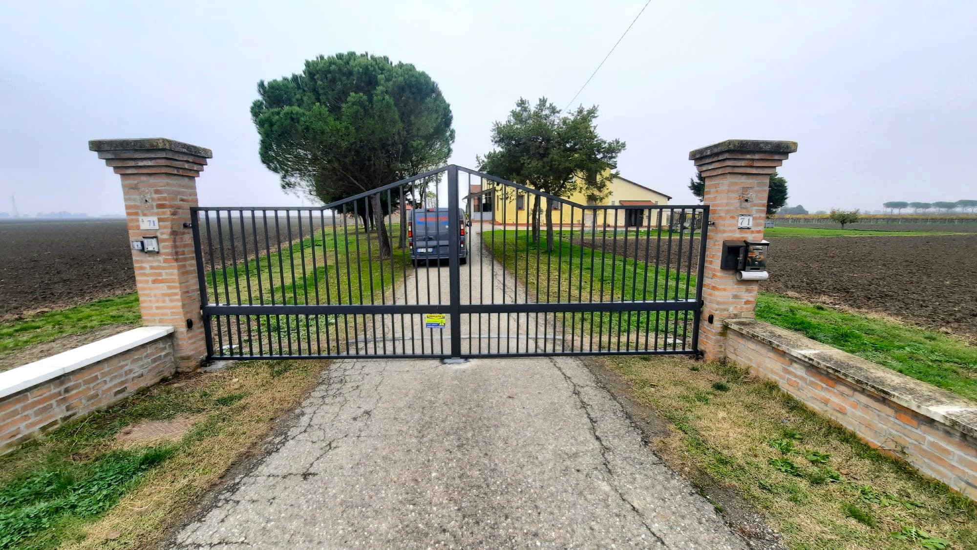 Cancelli moderni per ville